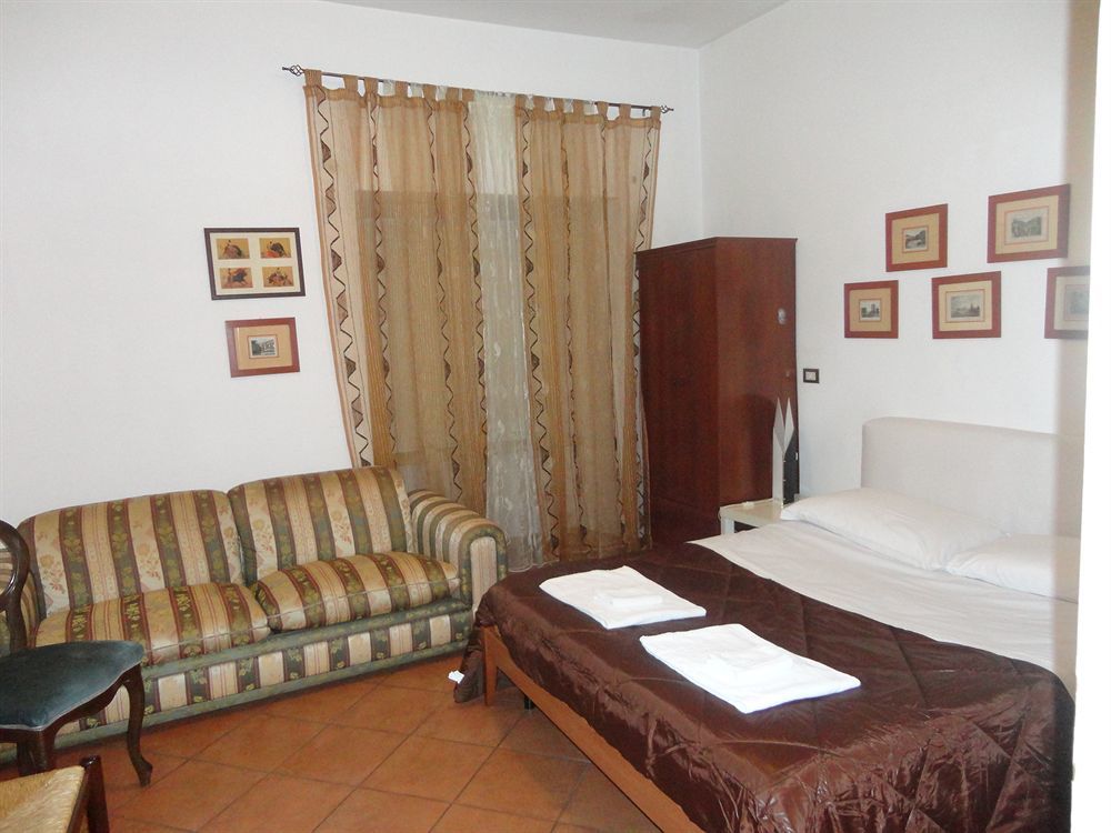 Hotel Azzurra Rzym Zewnętrze zdjęcie