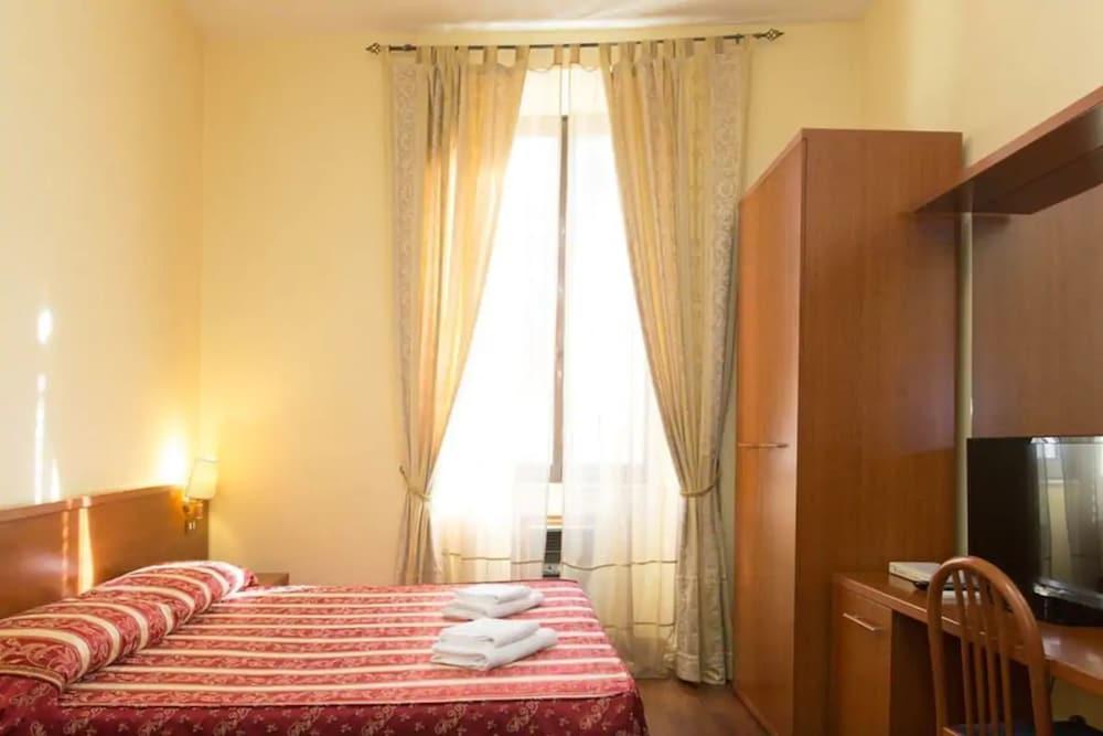 Hotel Azzurra Rzym Zewnętrze zdjęcie